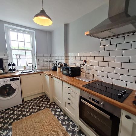 Picturesque 2 Bedroom Miners Cottage Near Bike Park Wales & Brecon Beacons Merthyr Tydfil Eksteriør billede