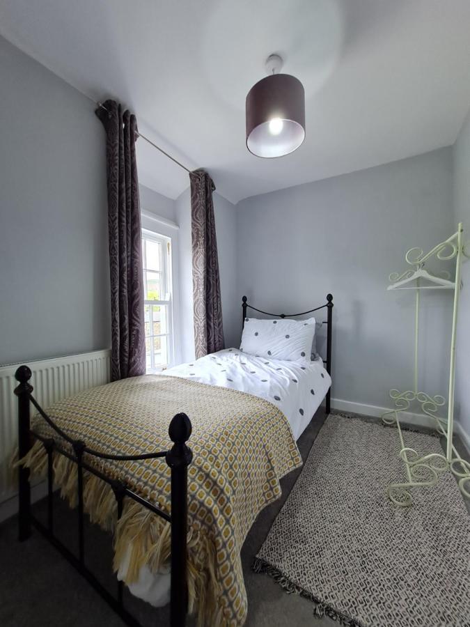 Picturesque 2 Bedroom Miners Cottage Near Bike Park Wales & Brecon Beacons Merthyr Tydfil Eksteriør billede