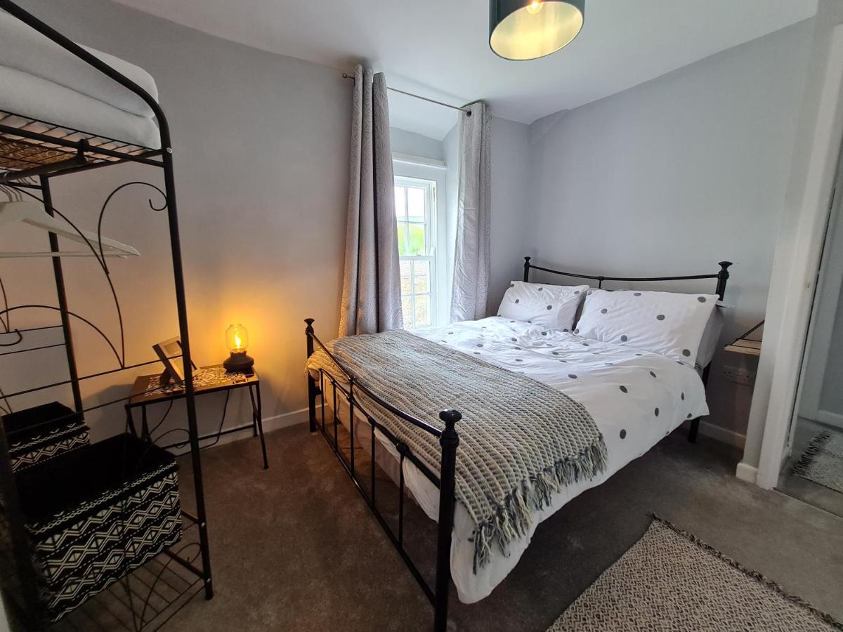 Picturesque 2 Bedroom Miners Cottage Near Bike Park Wales & Brecon Beacons Merthyr Tydfil Eksteriør billede